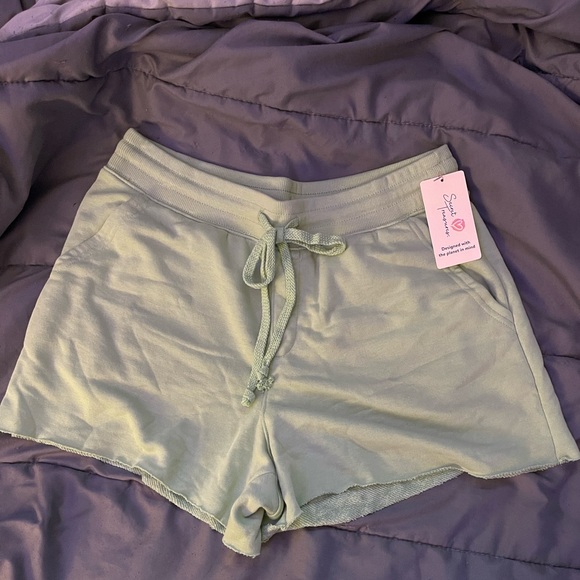 pistachio green sweat shorts - Picture 2 of 5
